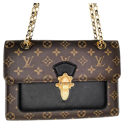 Louis Vuitton Monogram Victoire Chain Bag 